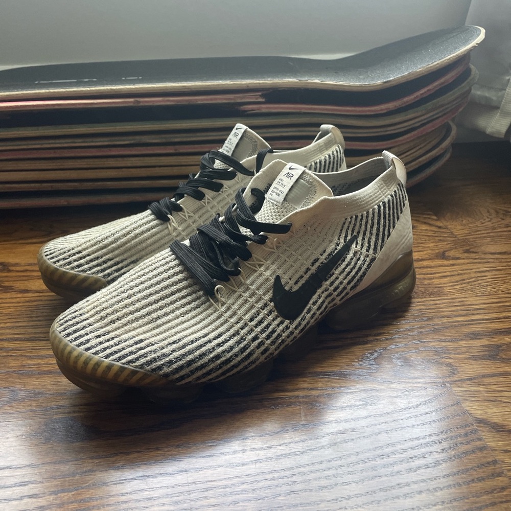 Nike vapor maxes